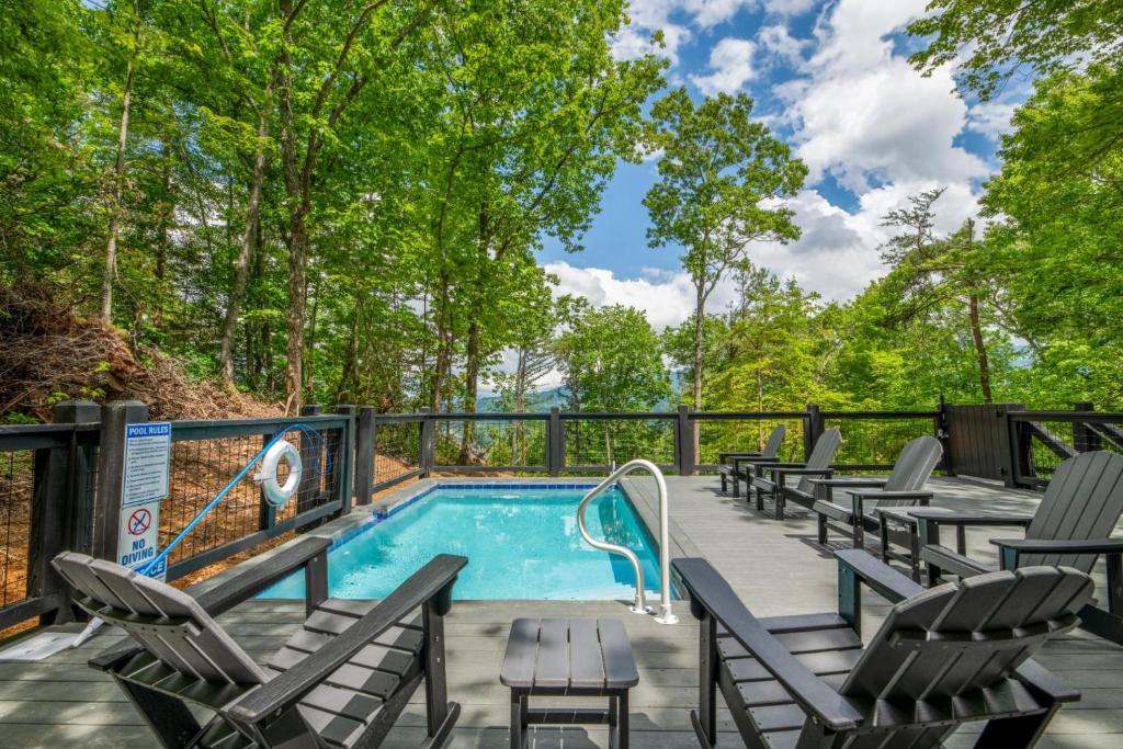 Soakin Up the Views, Gatlinburg