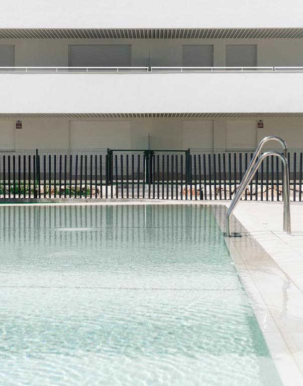 Espectacular con terraza, piscina & parking - 2