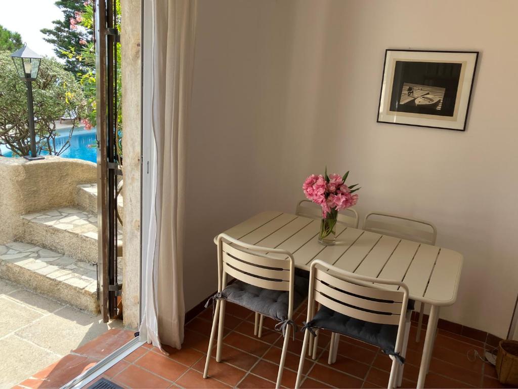 Vue mer-montagne avec vaste piscine privée - 5