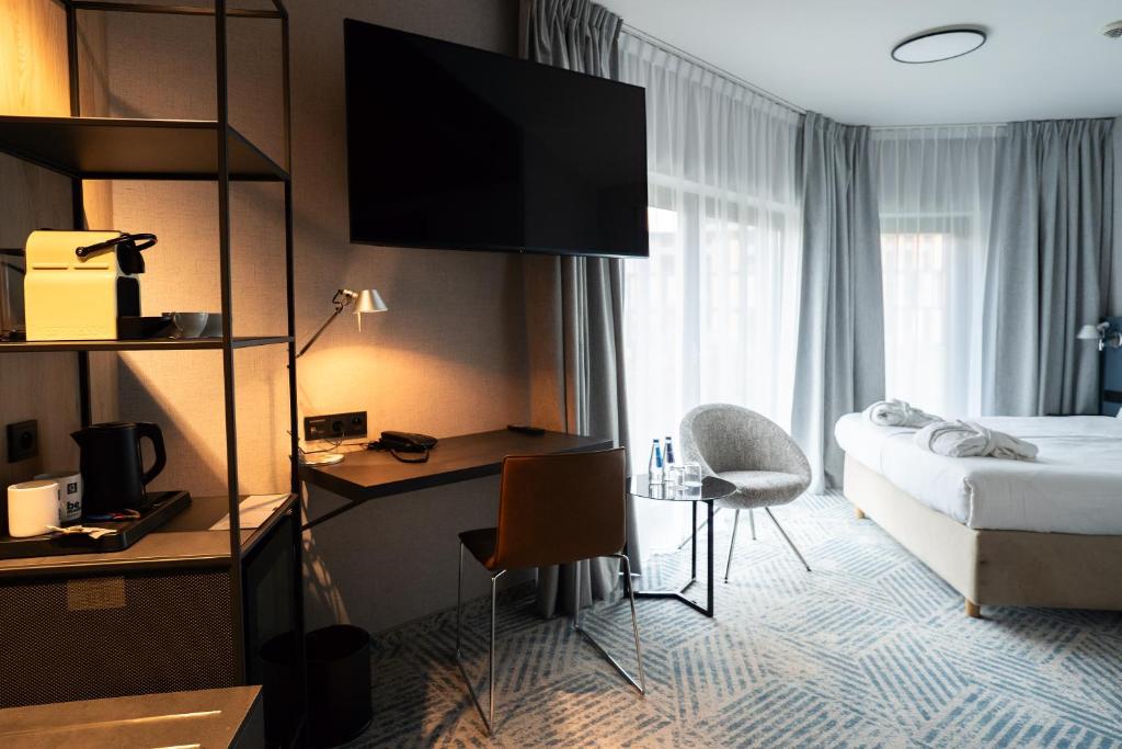 Q Hotel Plus Wroclaw - Facilities image