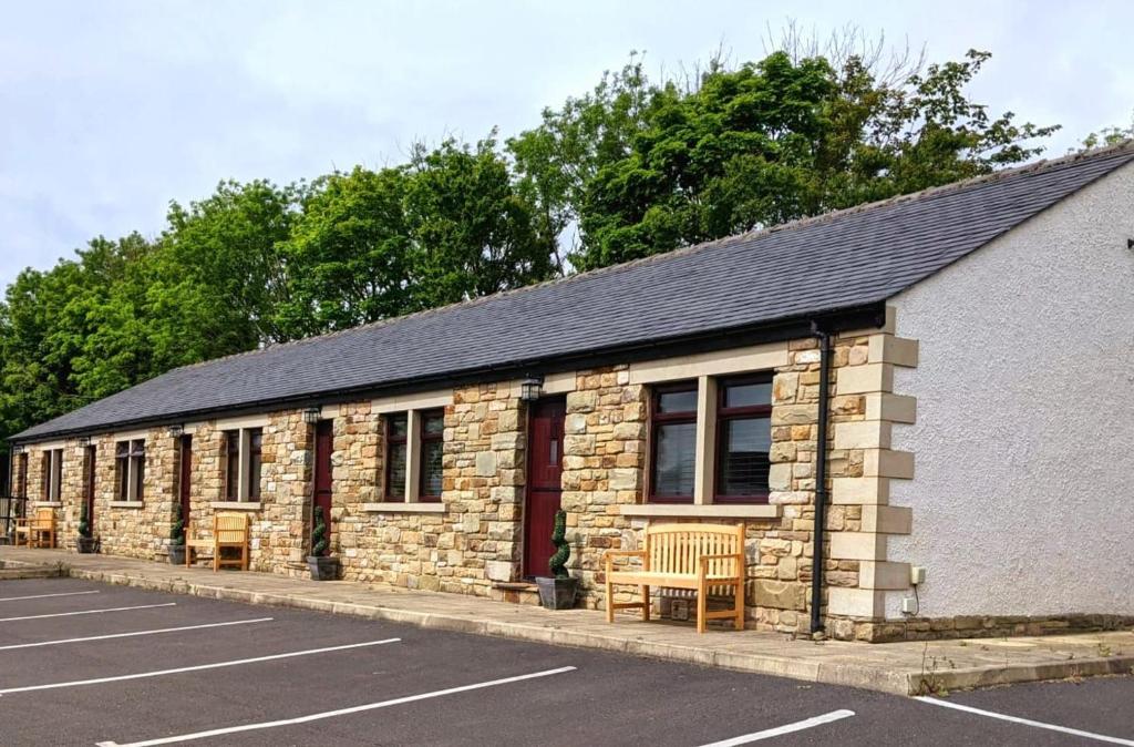 The Golden Ball Cottages, Lancaster - pet-friendly stay