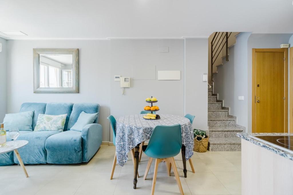 Chillout Grau de Gandia- attico para 6 personas invitamos familias y jovenes, dos banos VT-44956-V - 1