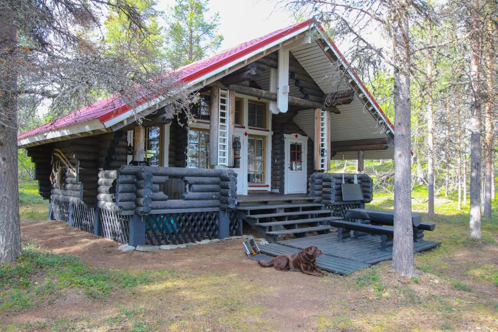 Inarin Aava, a cabin in Inarijärvi, Inari