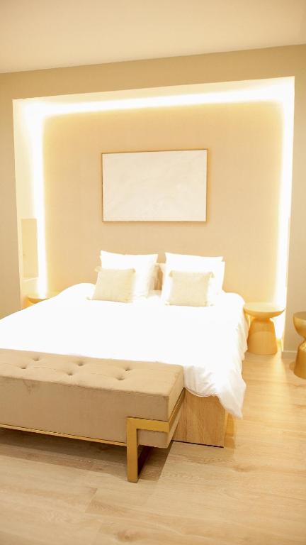 AMMG Tour Marina – Suites Signature | Vue Mer Panoramique, Jacuzzi & Design - 5
