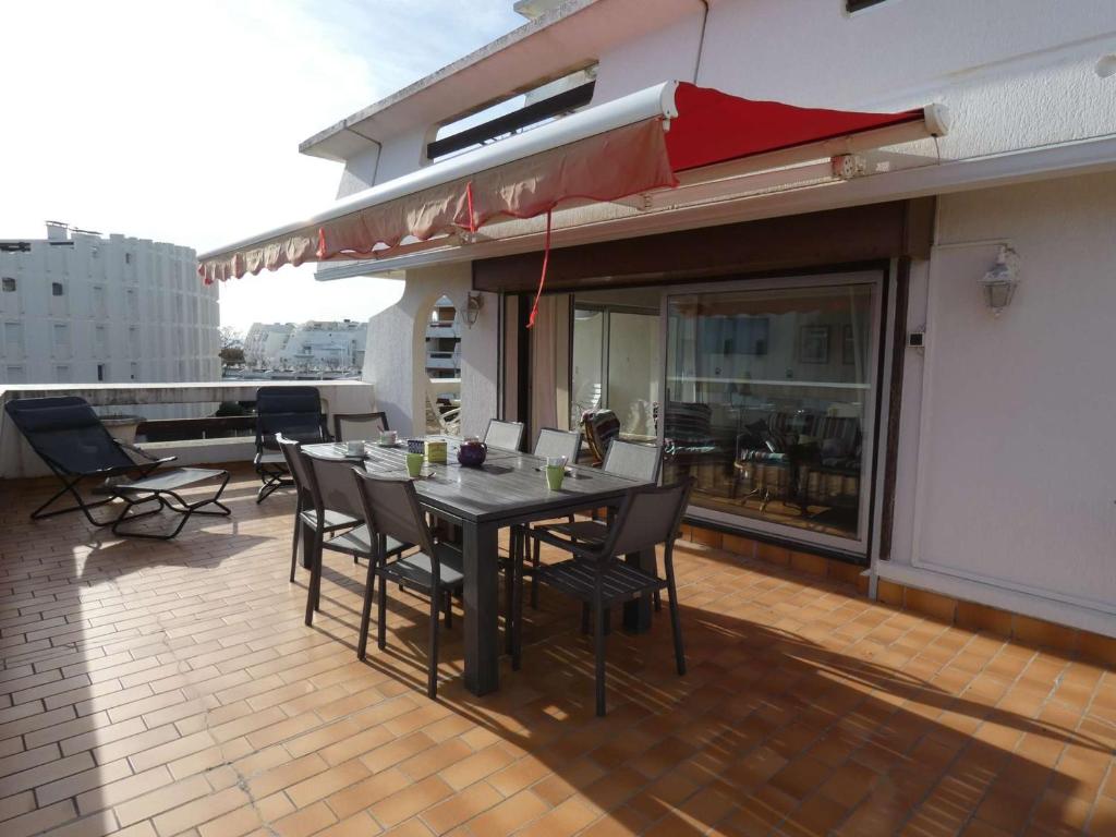 Deux pièces cabine proche plage et commerces - FR-1-328-205 - 1