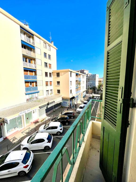 T2 Bleu Mer - Centre ville , Climatisé , 5 min de la plage et à 250m de la gare - 4