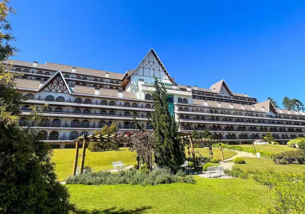 Flat Duplex no Quatre Saisons Residence, Campos do Jordão, Campos do Jordão