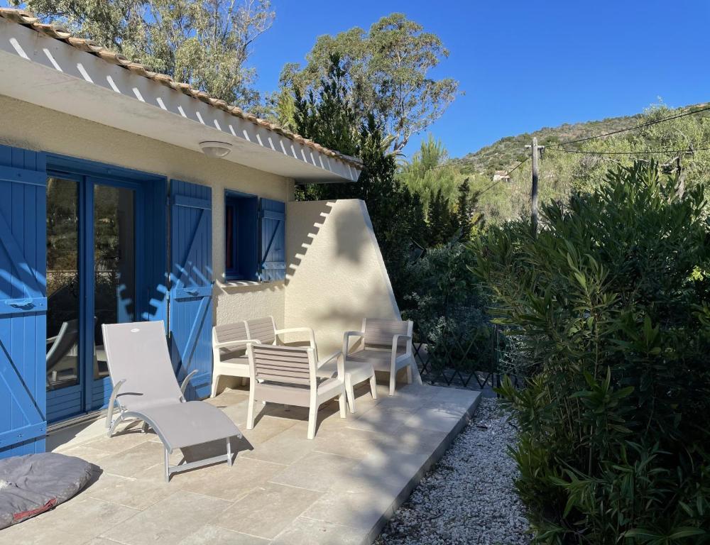 MAZET - Domaine de la Pinède PRAMOUSQUIER - Le Lavandou - 2