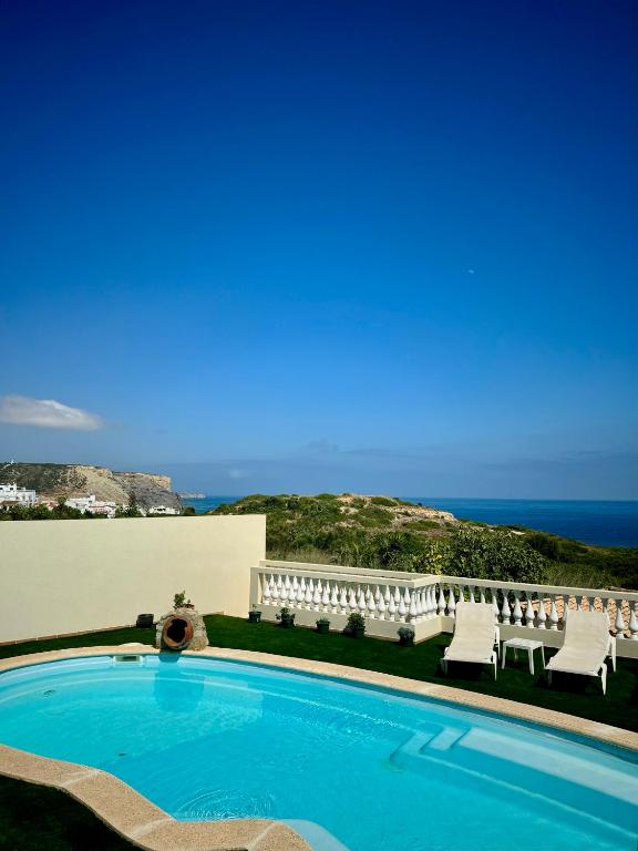 Sea View Suite with Balcony and Pool - Praia da Luz, Luz