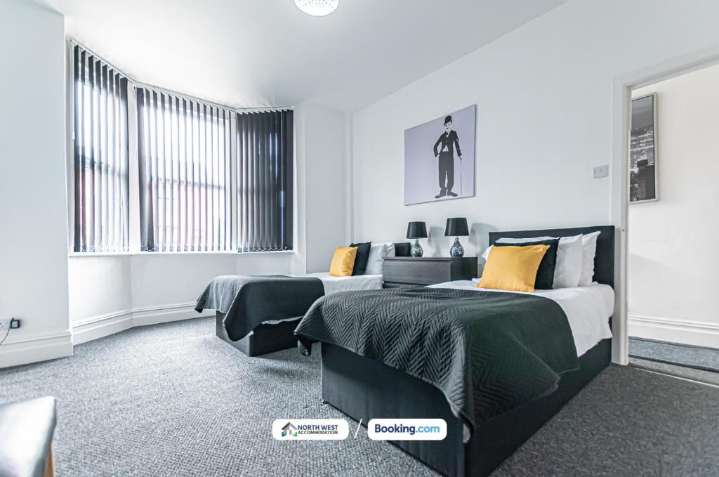 Wigan Short Let Spacious 4BR, Contractors Welcome, Leigh