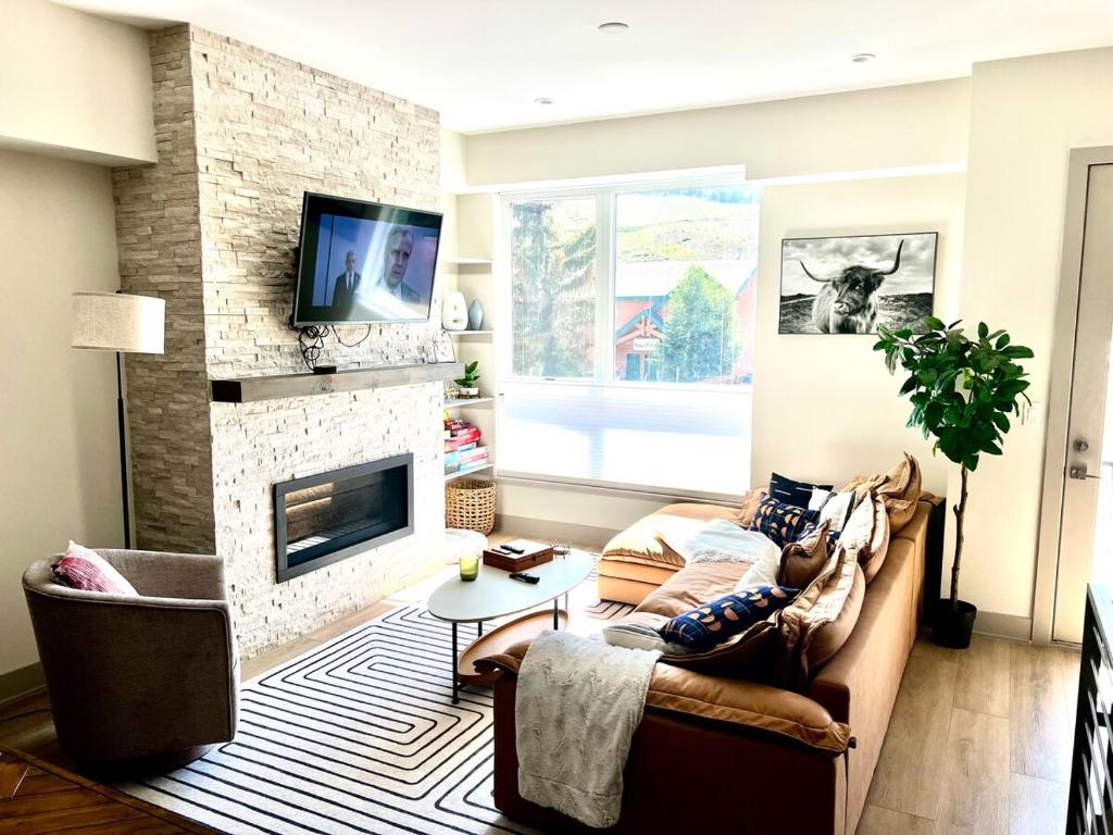 Mountain Views Retreat - Close to All - Private Sauna, Silverthorne