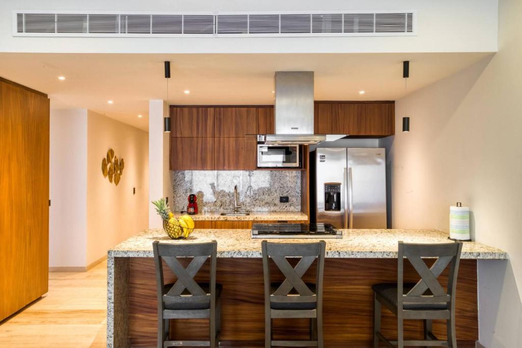 Family Friendly APT 17 ocean view, 3BR, 6 pax - 4