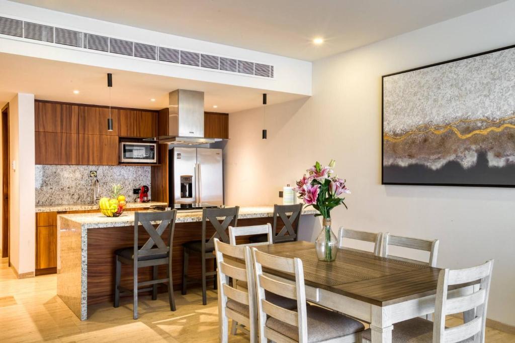 Family Friendly APT 17 ocean view, 3BR, 6 pax - 5