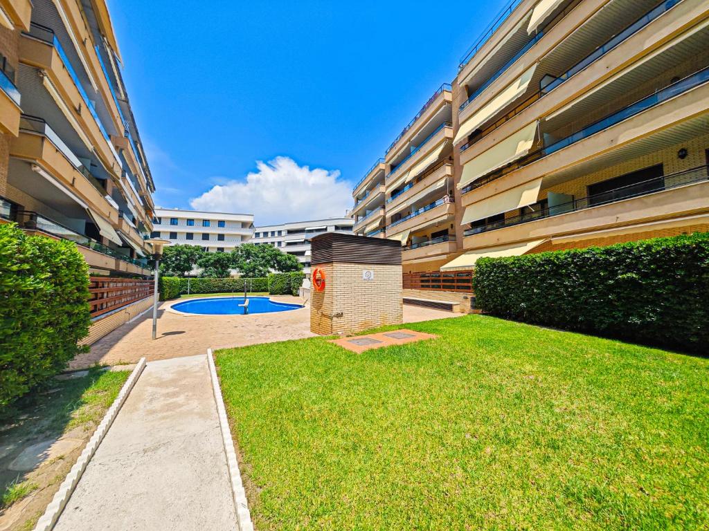 LITORAL COSTA DORADA - PARADIS Only families - 5
