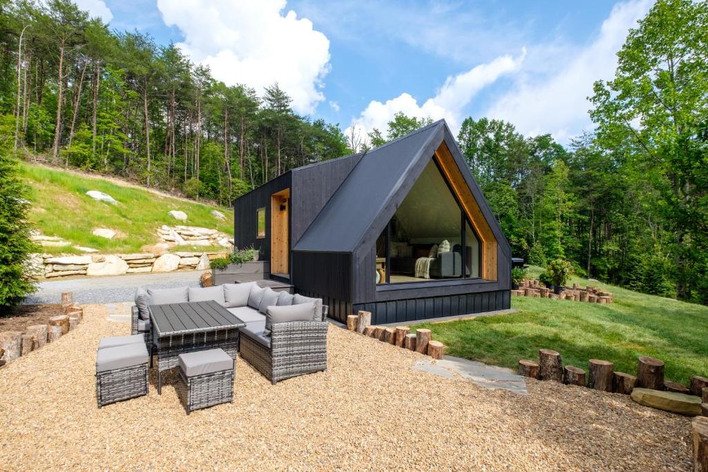 The A-Frame - Sanctum at Valley Bear Farms Resort, Balsam Grove