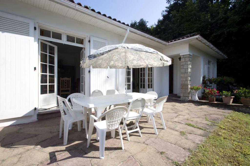 Maison dans un écrin de verdure - 2