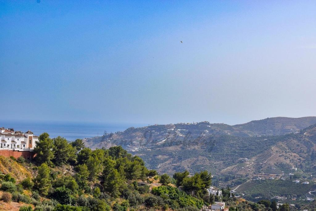 Altos de Frigiliana APT 2 - 2 bedroom Apartment with amazing views and Pool HansOnHoliday Rentals - 4