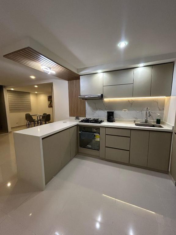 Apartamento con aire acondicionado sur de cali - 1