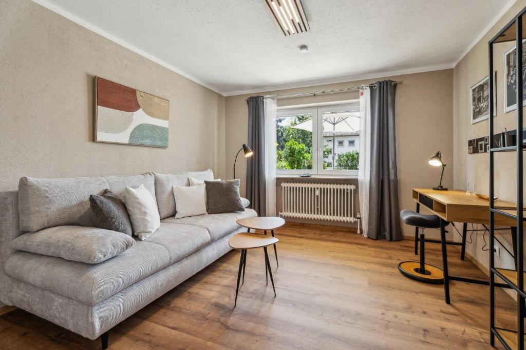 Tara Familienfreundliche 2-Zimmer-Wohnung mit großem Balkon - 3