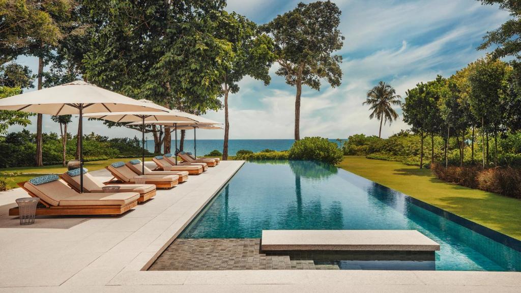 Swimming pool, Mandarin Oriental, Desaru Coast in Desaru
