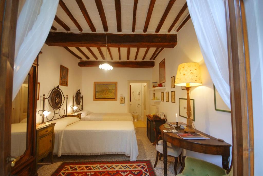 Pieve di Caminino Historic Farm photo