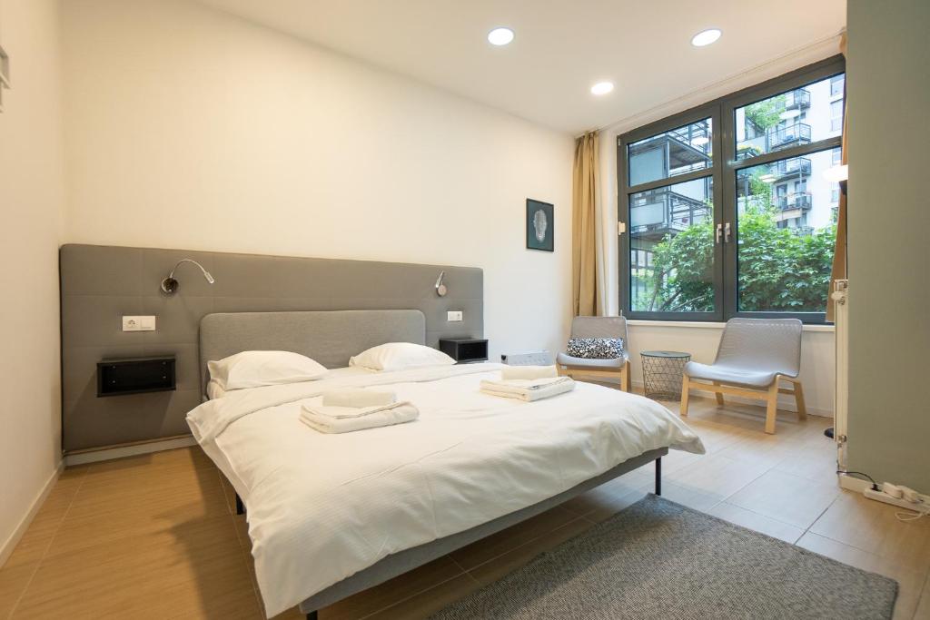 Comfort Studio with Queen-Size Bed, Self Check-in, Vienna