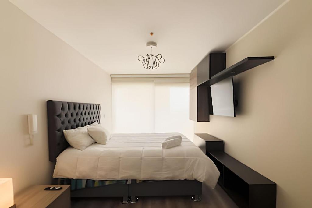 Upper - Apartment in the most touristy area of Miraflores - 3