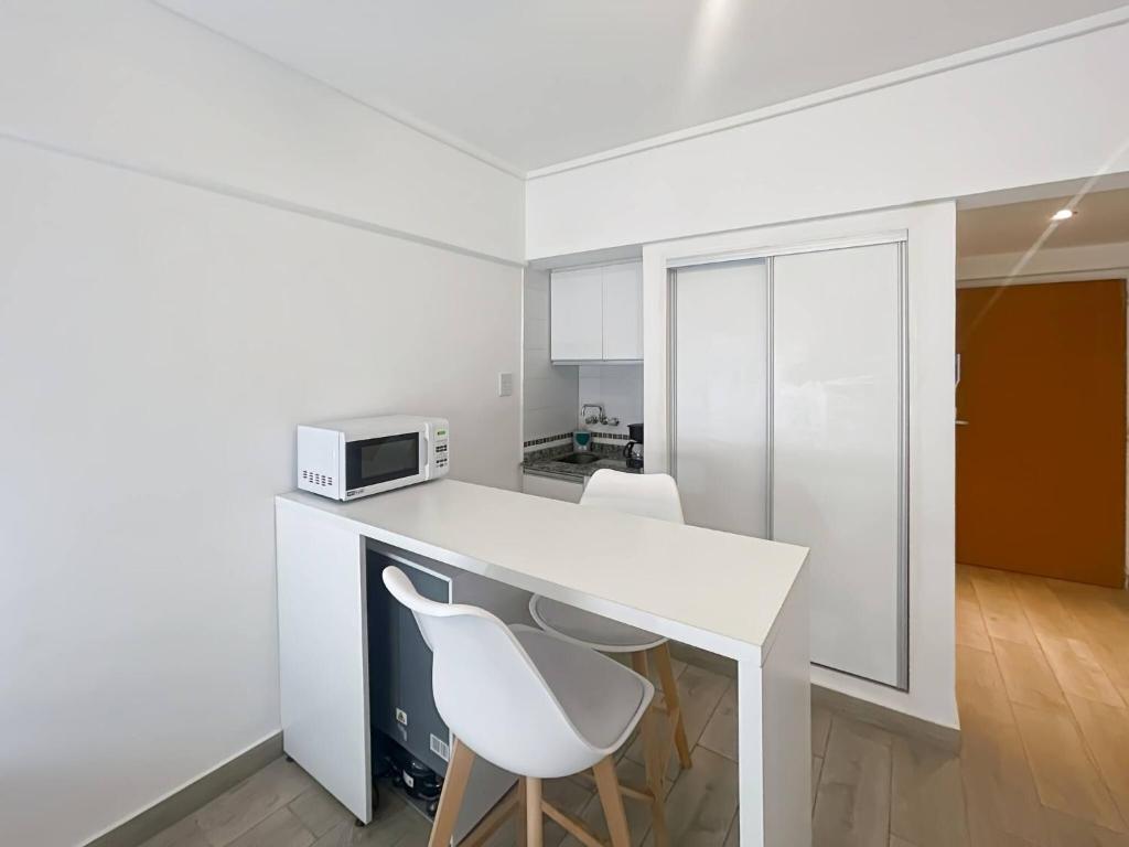 Modern Studio with Amenities in the Heart of the City -U6 - 2