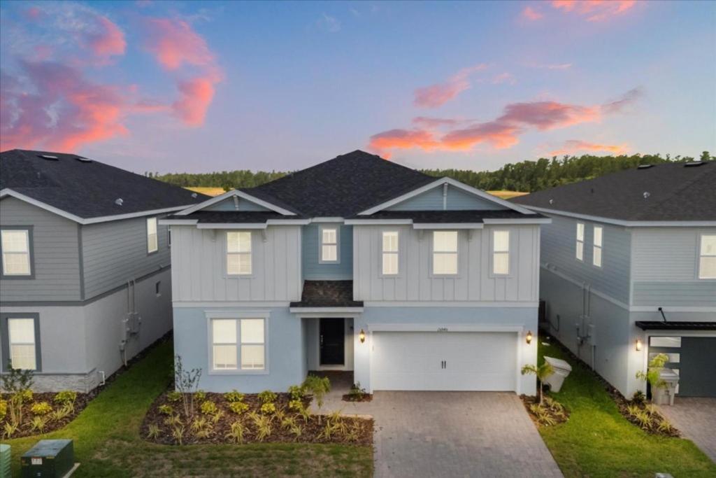 10 Bedrooms - 8 Bathrooms - Windsor Cay 15945Cc, Orlando