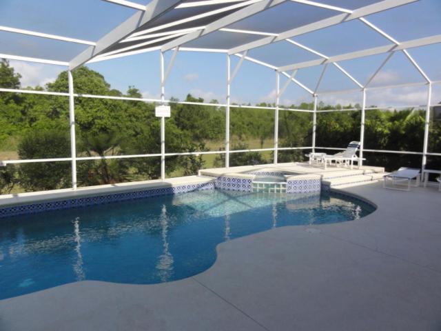 Prestwick Rest 407, Davenport