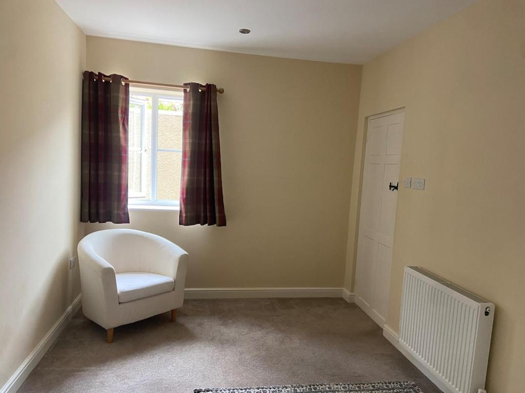 Charming, self-contained annexe, Swindon