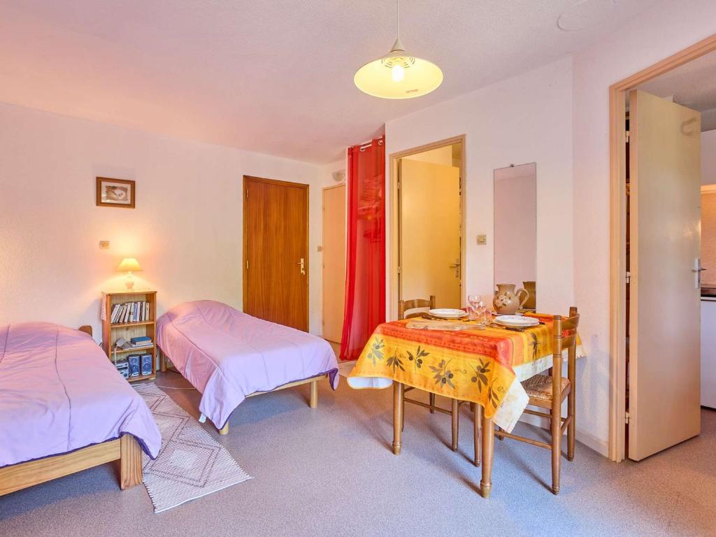 Studio lumineux avec balcon, animaux acceptés, Wifi gratuit - FR-1-841-77, Barbotan-les-Thermes