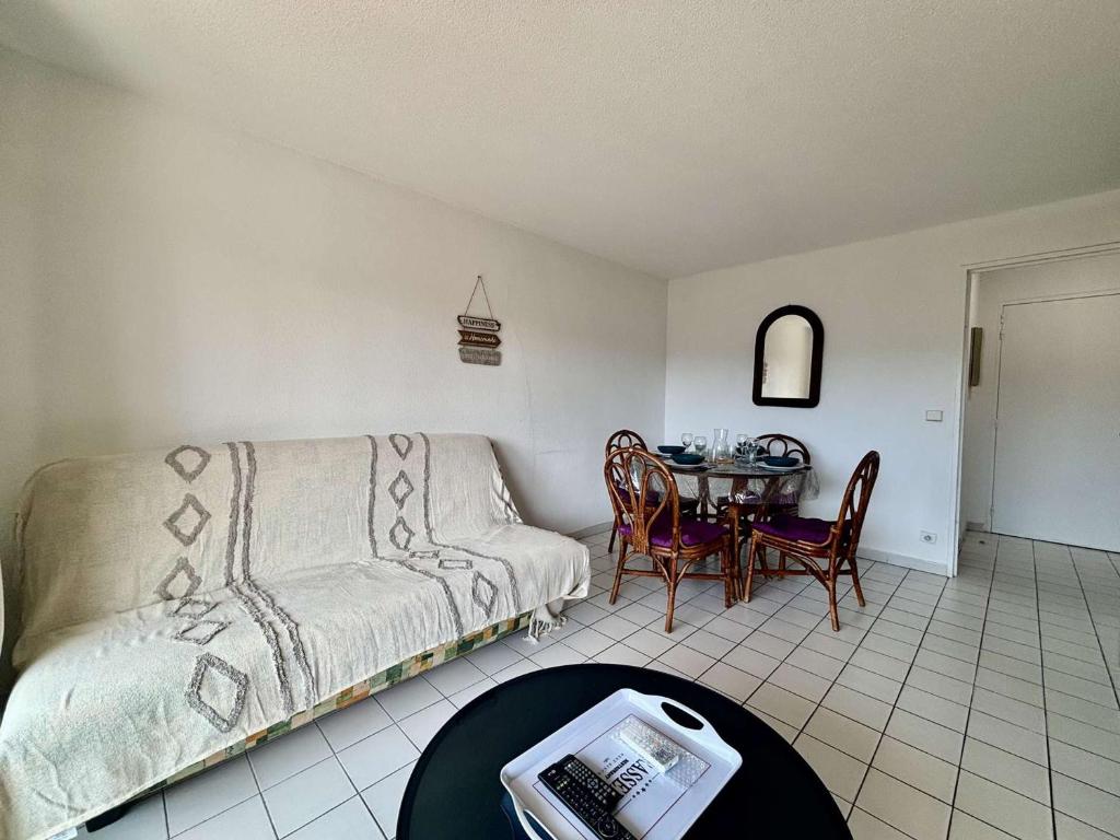 Appartement 4 Pers. Centre Cavalaire avec Terrasse et Parking - FR-1-226B-241 - 4