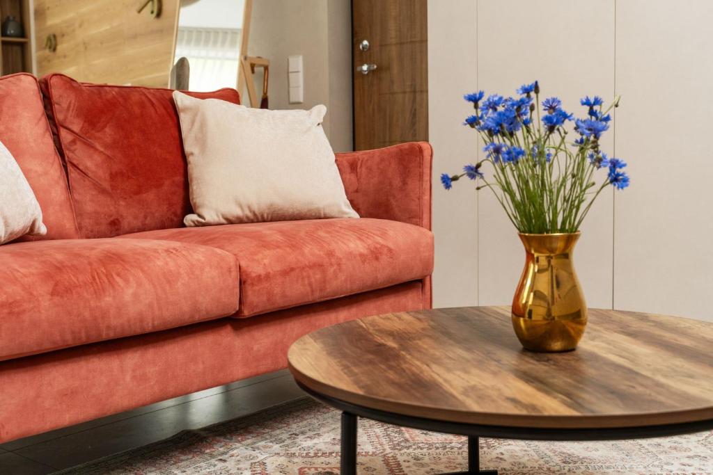 Silence of Uzupis - Self Check in, Vilnius