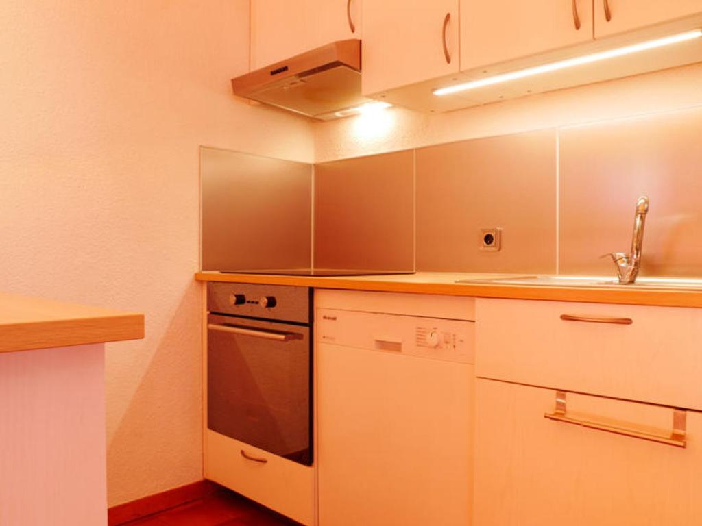 Appartement Montchavin, 2 pièces + mezzanine, 7 pers, pied commerces/pistes, terrasse exposée sud - FR-1-329-70 - 2