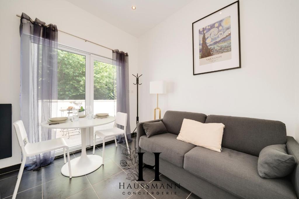 Studio Calme avec terrasse, Nancy