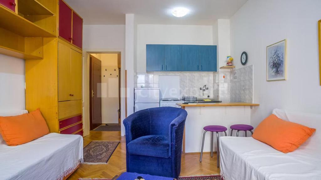 The Cozy Corner NS - 2