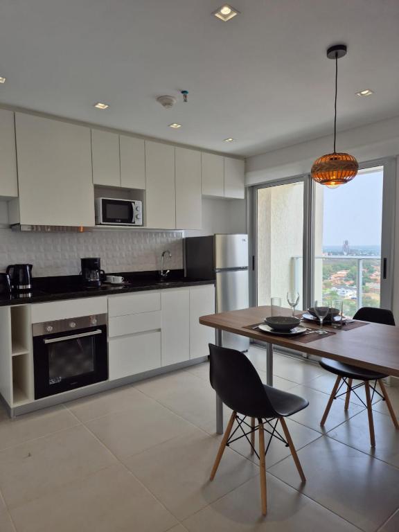 Monoambiente Molas, Asunción