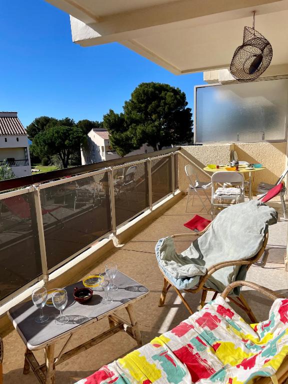 Spacieux appartement au calme à 5 minutes de la mer, parking privé - 3