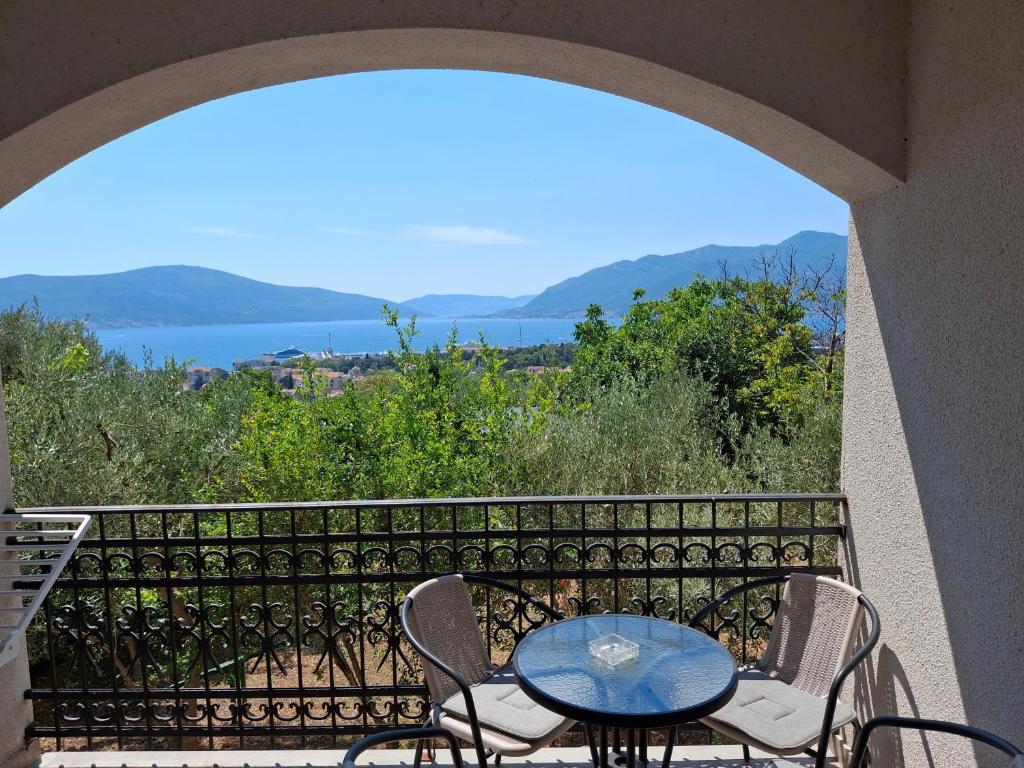 Sea View - 2