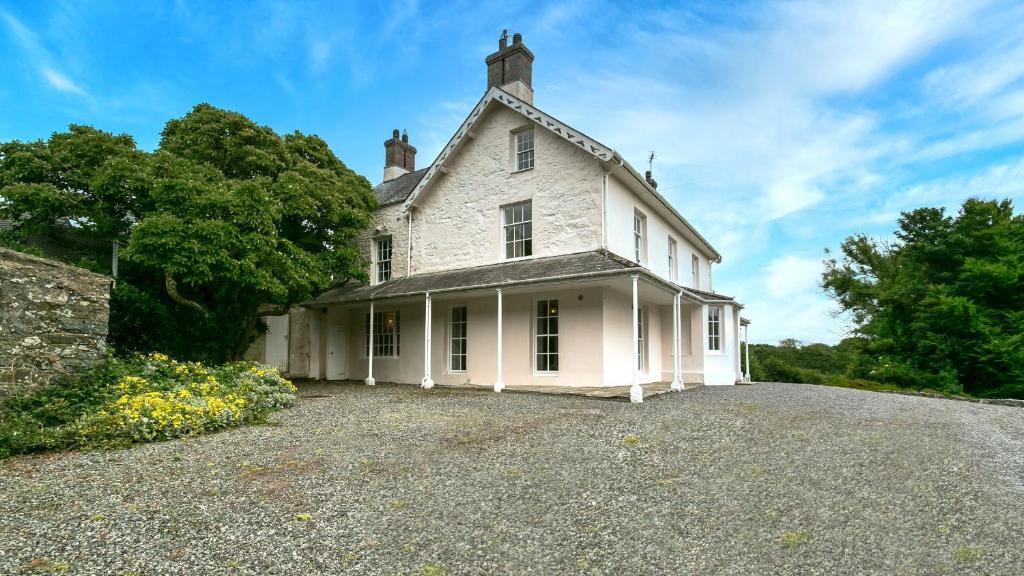 Treiorwerth, Bodedern