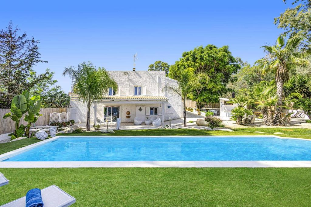 Villa Mediterraneo by Villa Plus - 4
