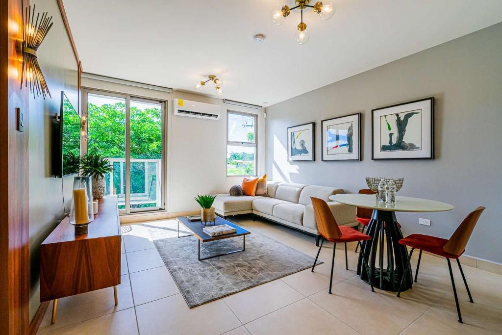 Glorious 1BR with Balcony in Panama Pacifico, Playa Bonita Village