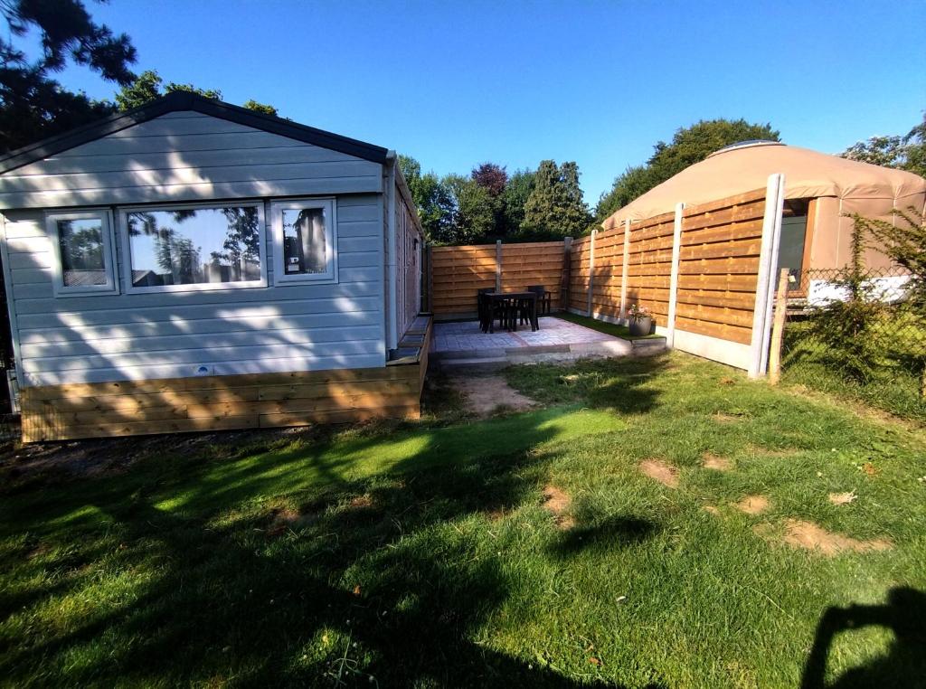 Magnolia, Cambron-Casteau