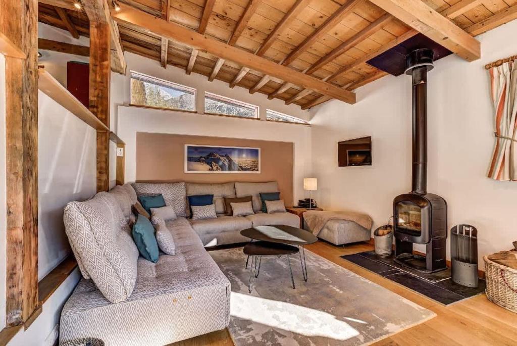 Chalet Alpins - Central Jacuzzi Parking - 5