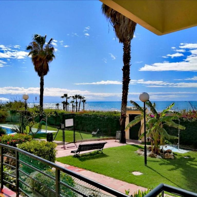 Los Laureles, Benajarafe