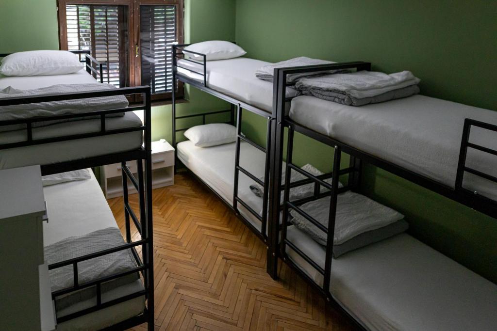 City Centre Hostel - 2