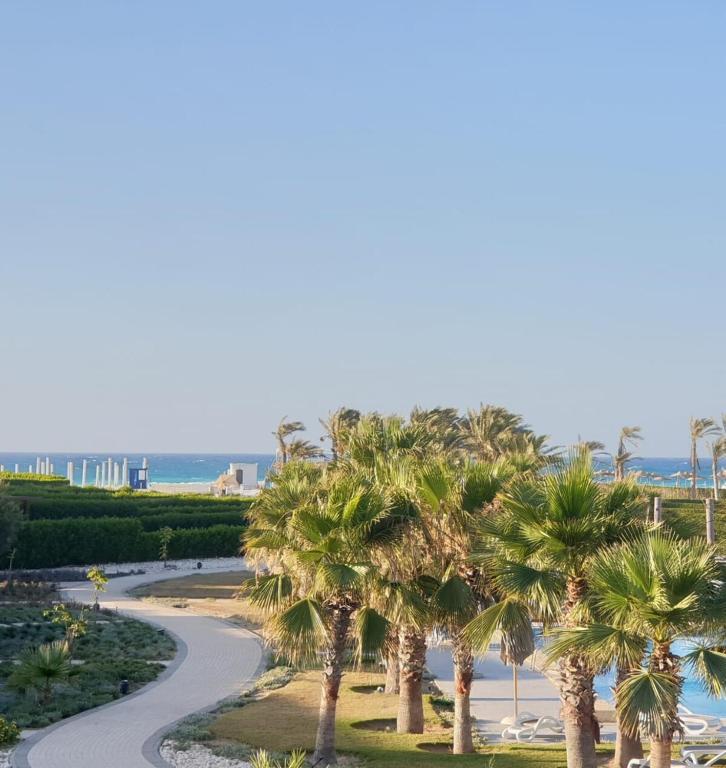 Villa first row seaview amwaj, Banī Ghālib