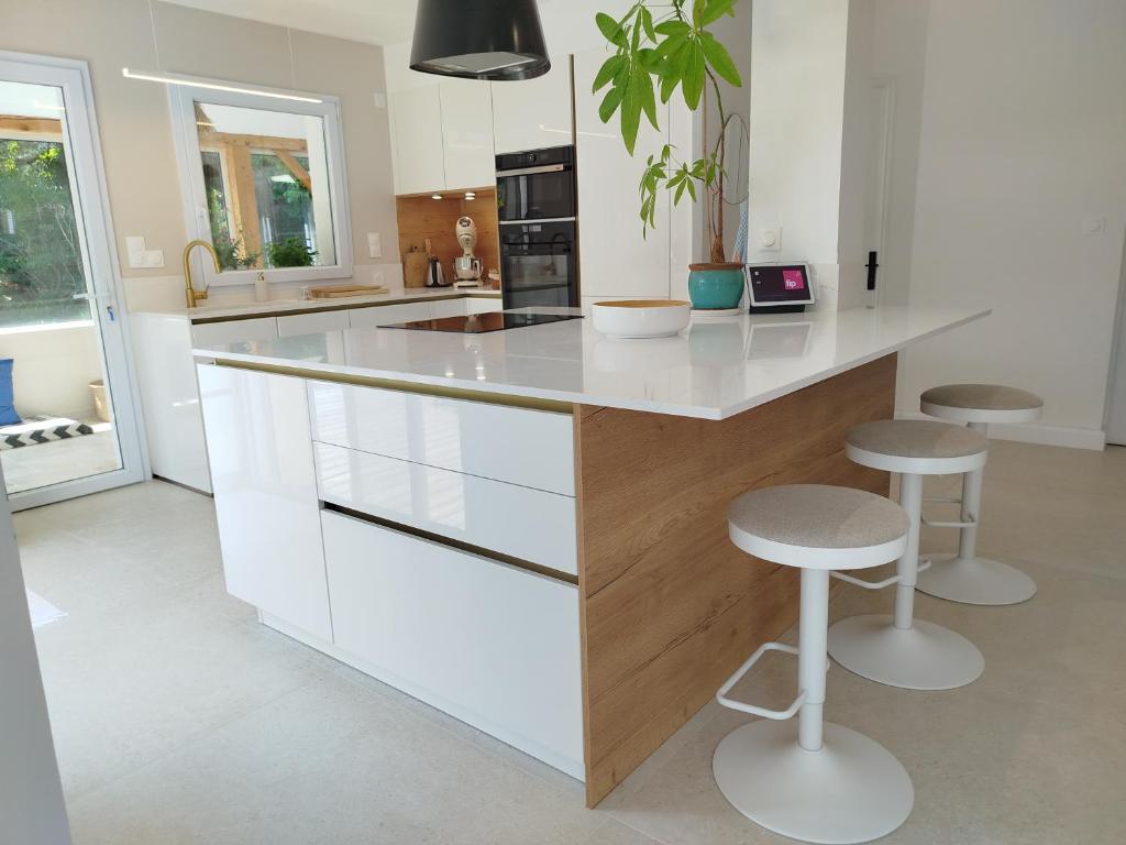 Family House 190 m2 - 3 Bedrooms, 2 Bathrooms - 5