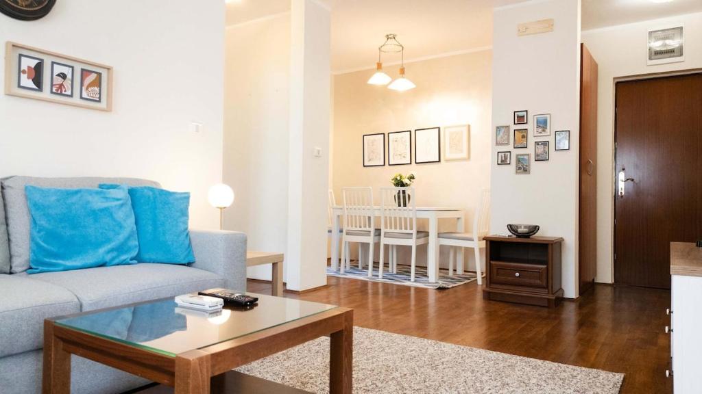 Stylish 1 Bedroom Apartment Budva - 2